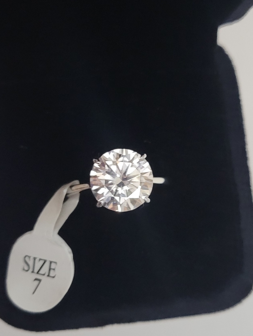 New 4ct Certified Moissanite Engagement Ring - Picture 5 of 10